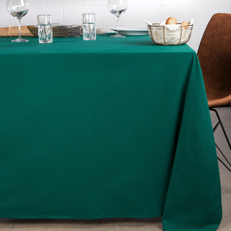 Spectrum Tablecloth Spruce 60 x 120 inch