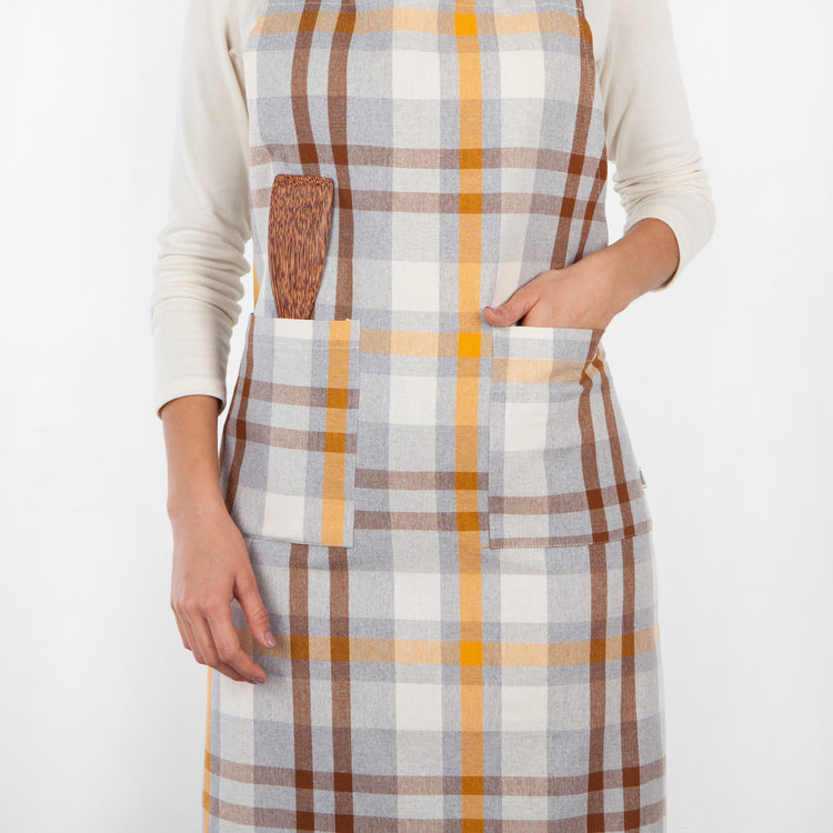 Second Spin Maize Spruce Apron