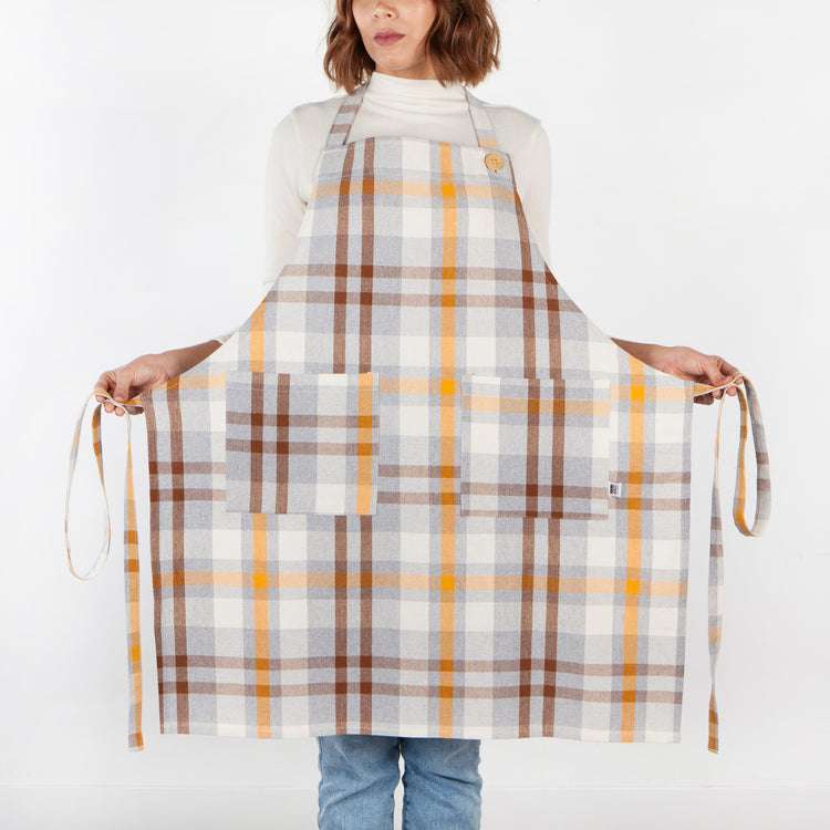 Second Spin Maize Spruce Apron