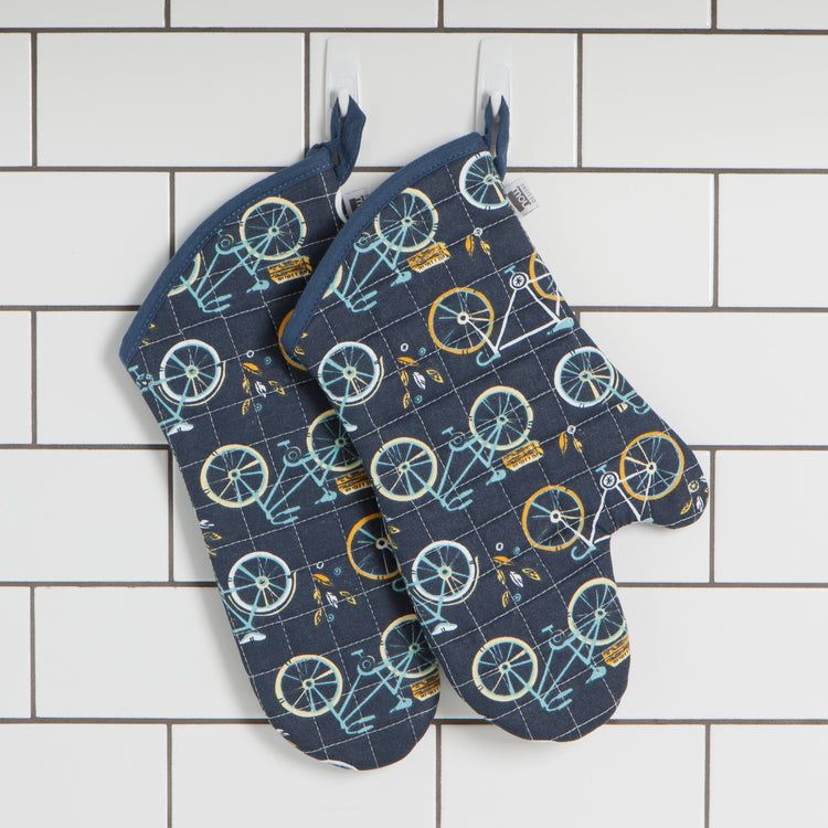 Sweet Ride Quilted Oven Mitt