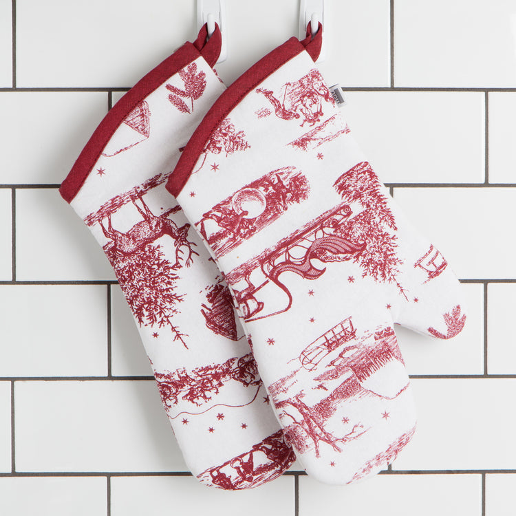 Winter Toile Classic Oven Mitt