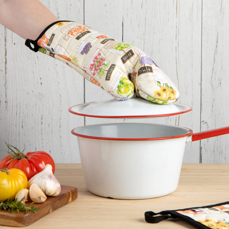 Locally Grown Oven Mitt