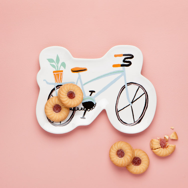 Ride On Shaped Dish