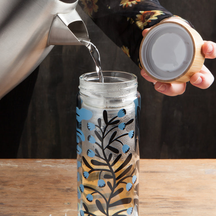 Entwine Tea Infuser Bottle