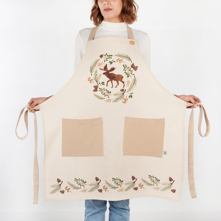 Winter Moose Spruce Apron