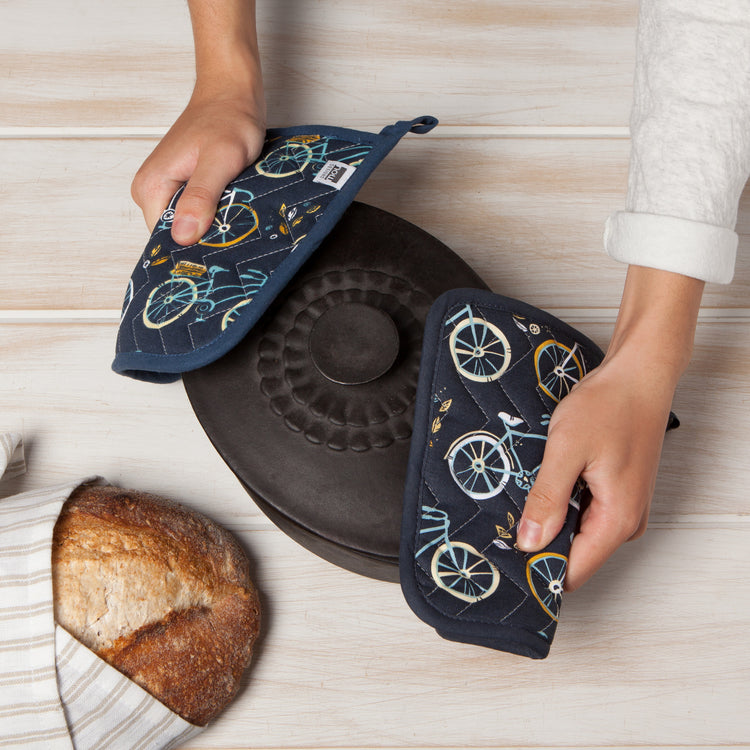 Sweet Ride Quilted Potholder 8 inch